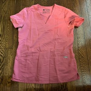 Figs Casma Three-Pocket Scrub top